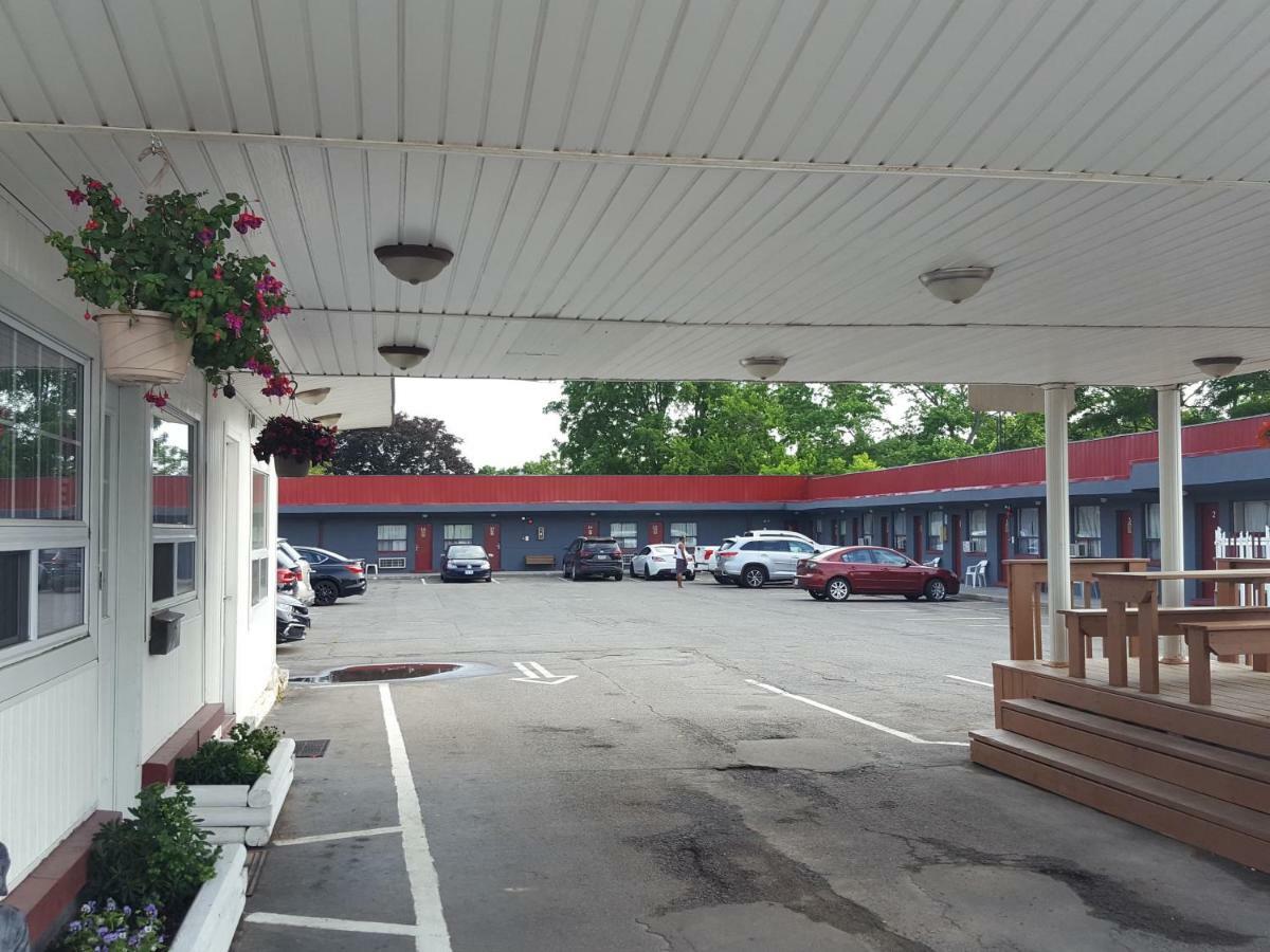 Niagara Inn&Suites Exterior foto